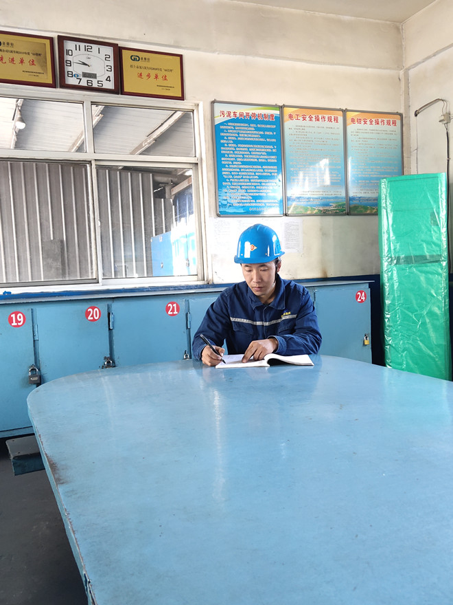 1637572152244377.jpg 34f884e90f8eb12321b9b187249c2a7_副本.jpg